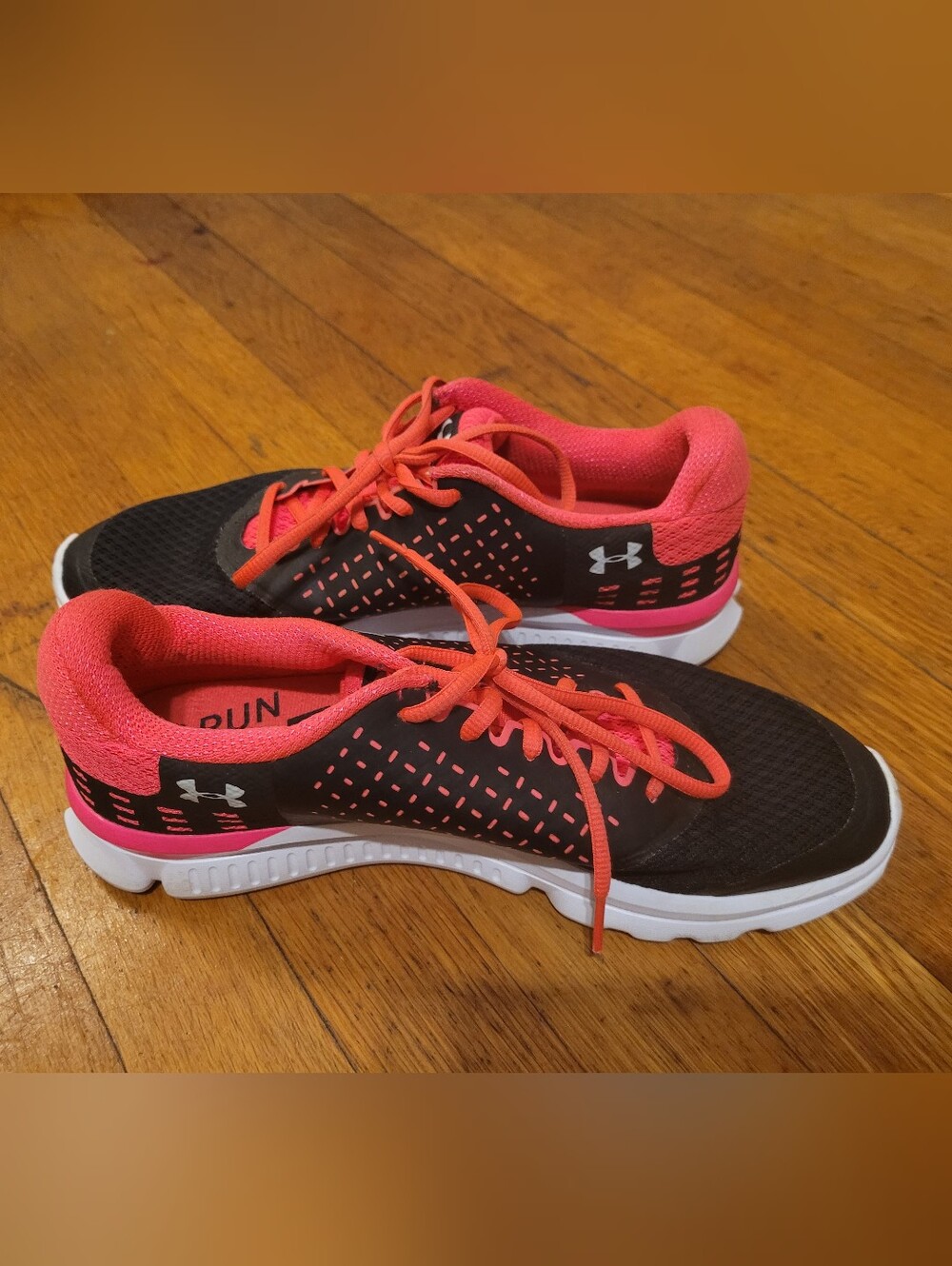 Women's Size 11 Under Armour Micro G Speedswift 2 Black Pink Running Shoes